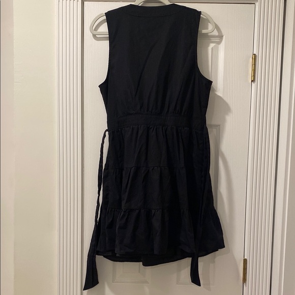 Cute Lightweight Black Wrap Dress - Picture 3 of 6